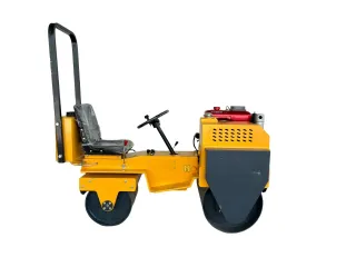 Rolo Compactador Kayama modelo KRC1000DC