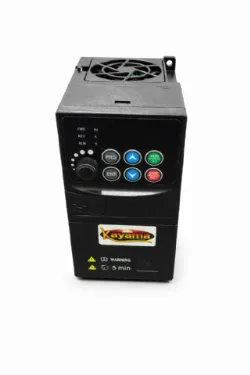 Mini Inversor de Frequ�ncia Trif�sico 0,5 cv 220V MIFT 3030-05 Kayama