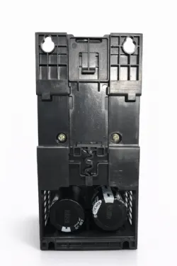 Inversor de Frequ�ncia Monof�sico/Trif�sico  1,5 CV 380V IFMT1031-15 Kayama