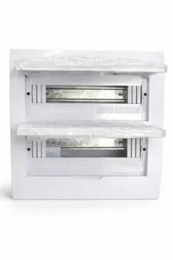Quadro de Distribui��o Embutir para 24 disjuntores QDE24D Kayama